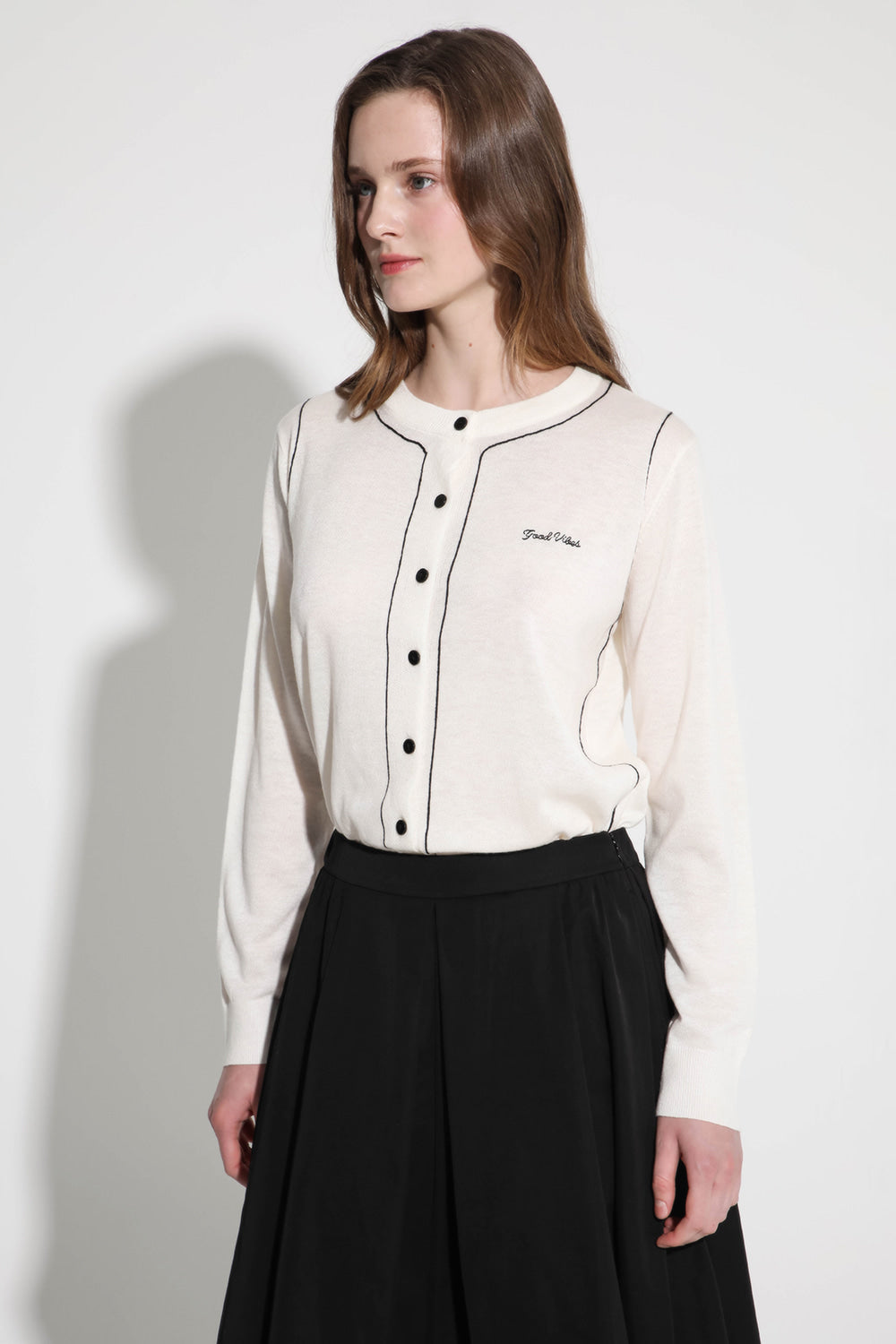 LESHOP BLANC Women's Contrast-Trim Wool-Blend Cardigan L1G32KCD070 — original supplier image 1003-gallery-03