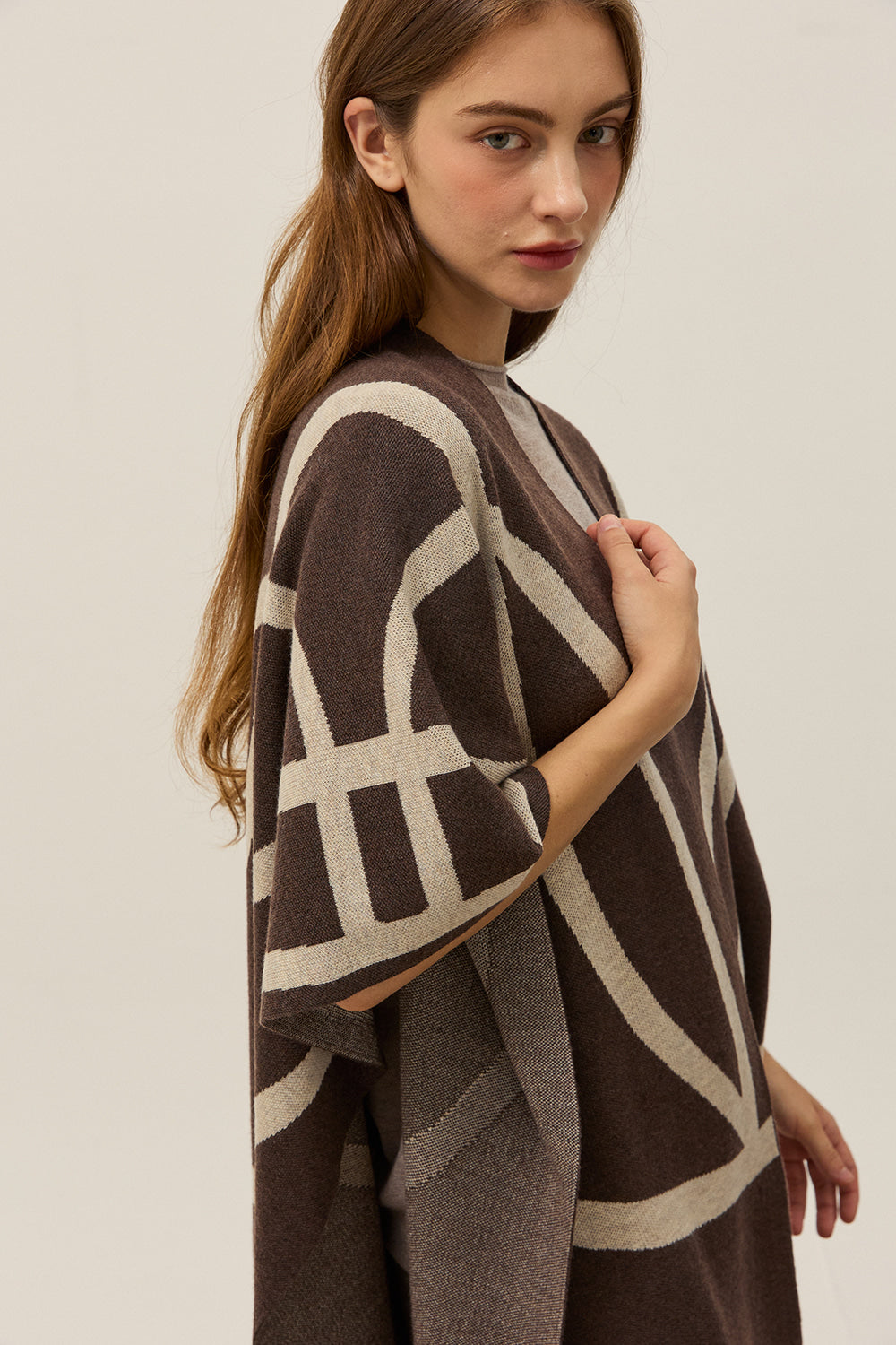 the renoma Wool-Blend Jacquard Knit Wrap Scarf R2G32KMF010 — original supplier image 1034-gallery-07