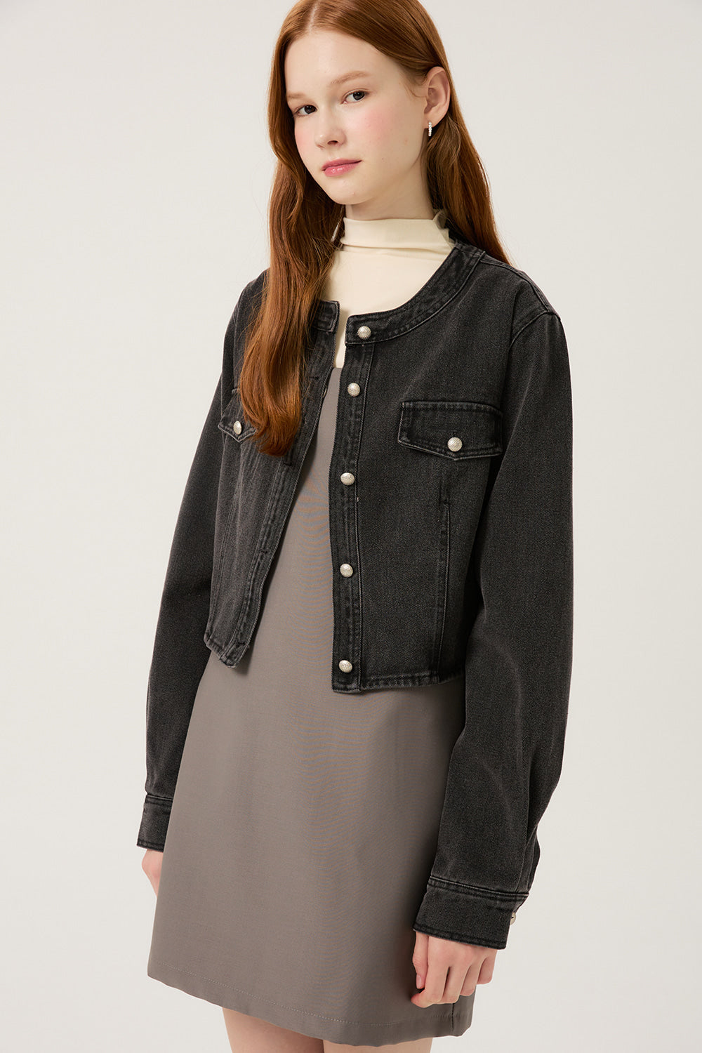 LESHOP BLANC Round-Neck Cropped Denim Jacket L2F35DJK011 — original supplier image 10485-gallery-00