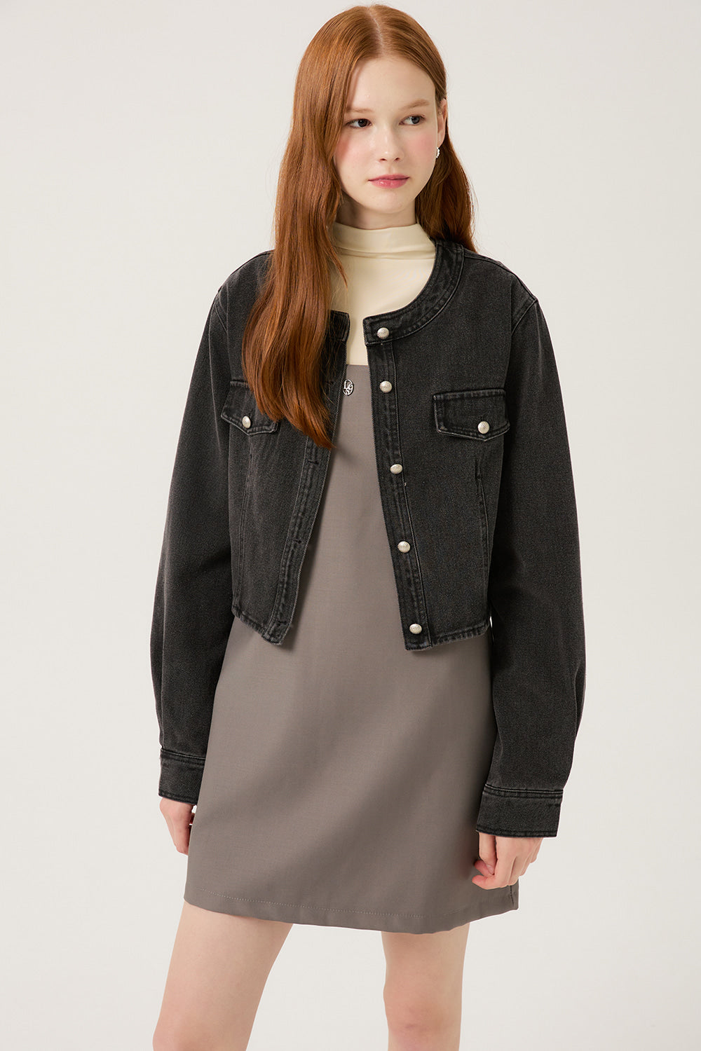 LESHOP BLANC Round-Neck Cropped Denim Jacket L2F35DJK011 — original supplier image 10485-gallery-02