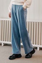 Reete Women's Corduroy Pleated Wide-Leg Pants U3F41WSL030 — 1685-gallery-02