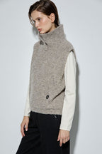 Bonispax Women's Button-Neck Boucle Knit Vest B1G42KVT010 — original supplier image 1849-gallery-02