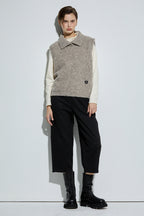 Bonispax Women's Button-Neck Boucle Knit Vest B1G42KVT010 — original supplier image 1849-gallery-04