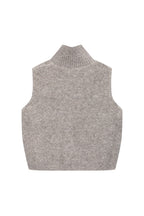 Bonispax Women's Button-Neck Boucle Knit Vest B1G42KVT010 — original supplier image 1849-gallery-08