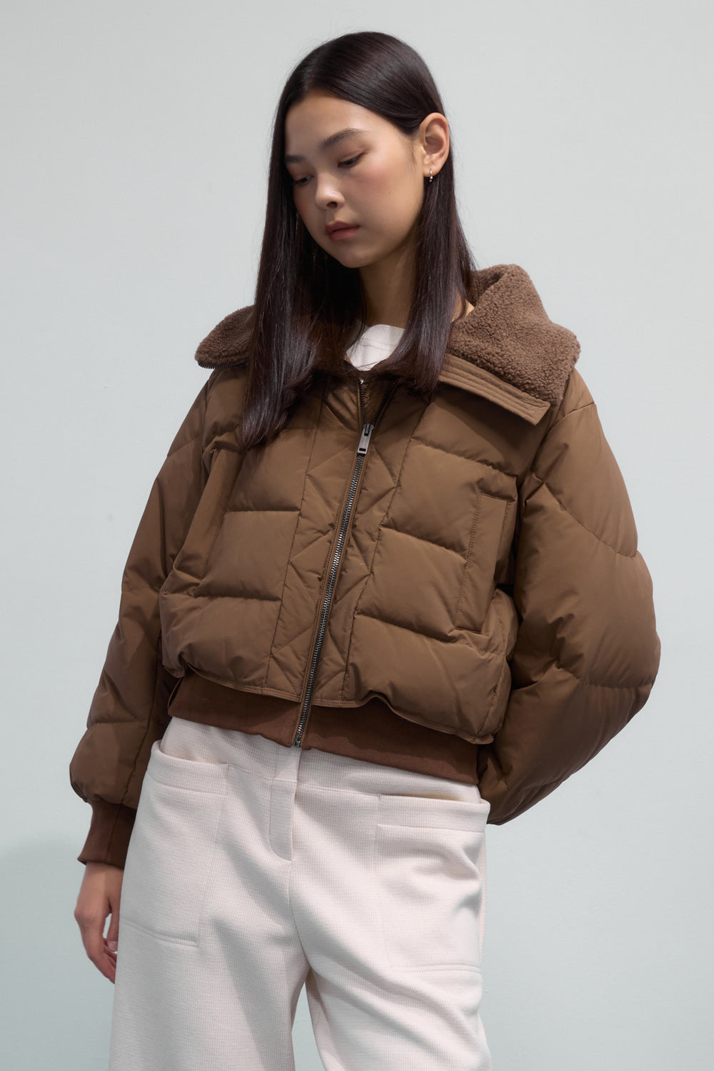 Bonispax Women's Wide-Collar Cropped Duck-Down Puffer Jacket B1F45OJP060 — original supplier image 2022-gallery-03