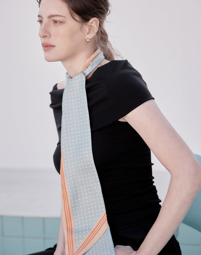 HAZZYS Dot-Pattern Silk Big Twilly Scarf HISC4E201B1 – Light Blue — original supplier image 413070003-gallery-02