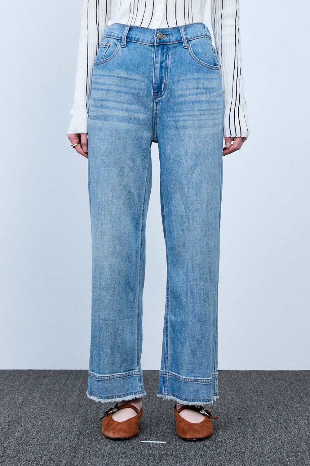 Bonispax Women's Frayed-Hem Wide-Leg Jeans B1G15DSL060 — 5442-gallery-01