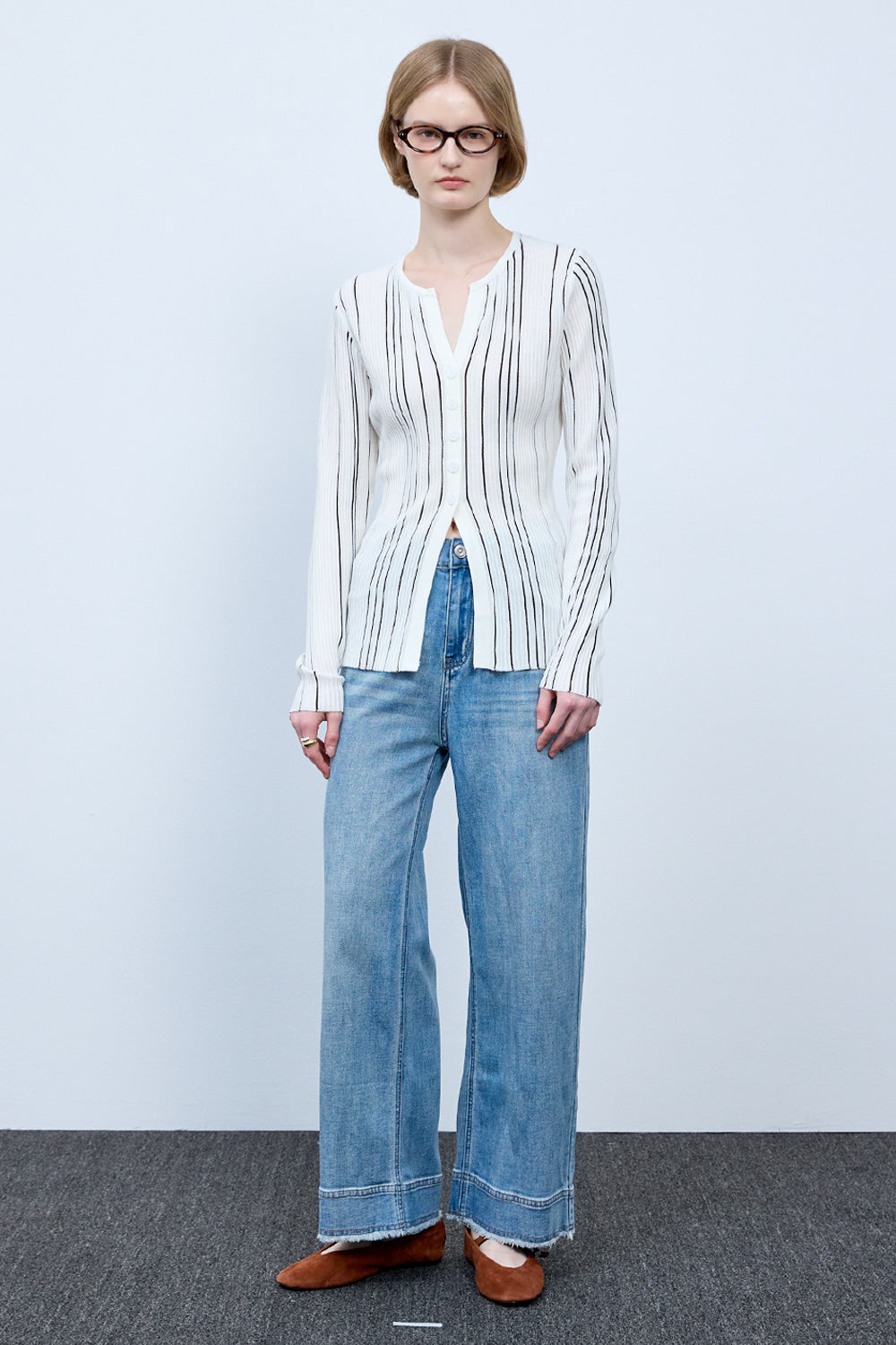 Bonispax Women's Vertical-Stripe Ribbed Cardigan B1G15KCD030 — 5492-gallery-03