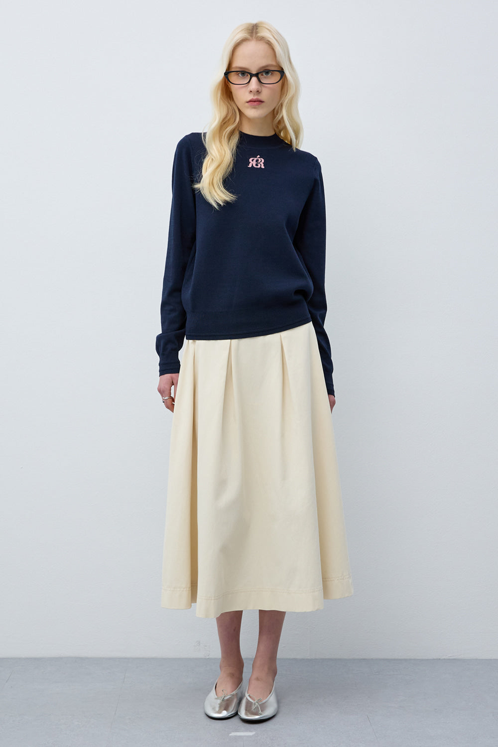 Reete Women's Basic Logo Long-Sleeve Knit Sweater U1F12KPO060 — 5633-gallery-01