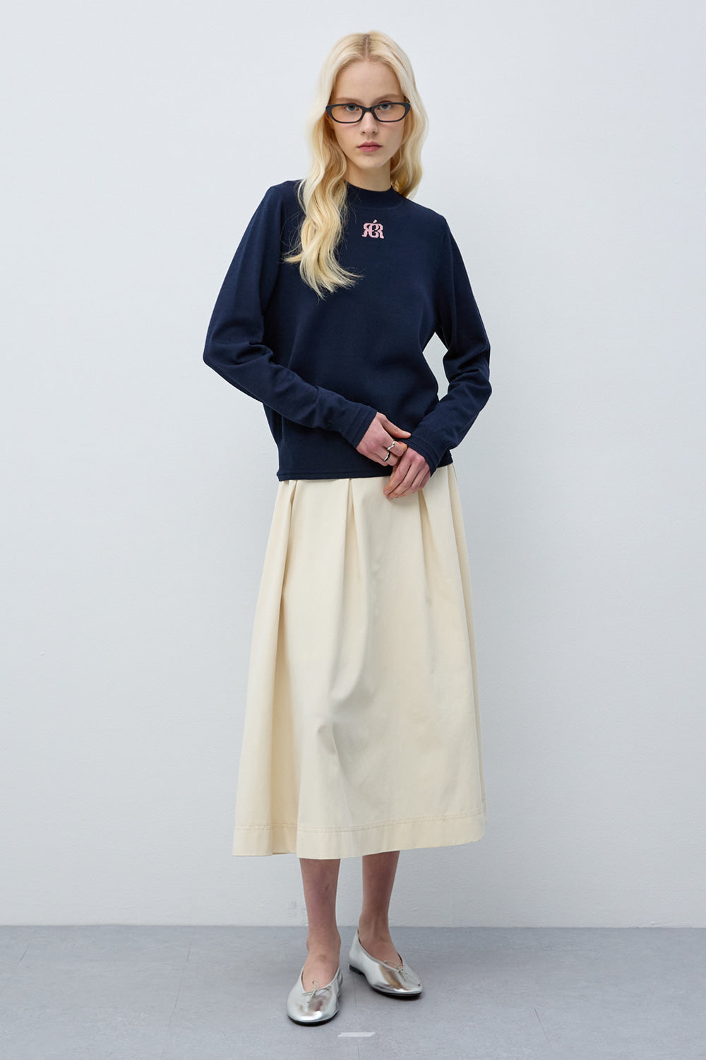 Reete Women's Basic Logo Long-Sleeve Knit Sweater U1F12KPO060 — 5633-gallery-03