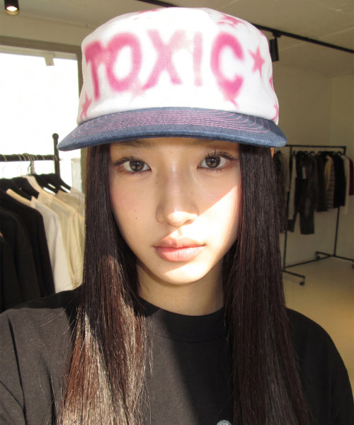 GRAVER Toxic Star Pillbox Cap — original supplier image 6694311-gallery-02