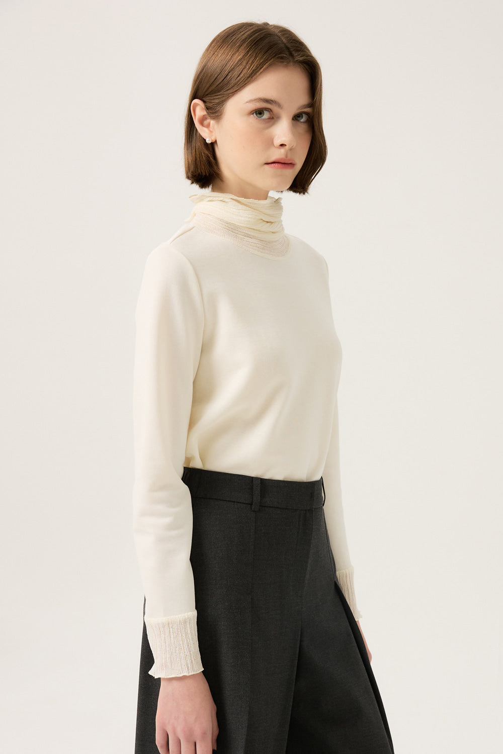 the renoma Pleated High-Neck Cotton-Blend Top R2F32JTS020 — original supplier image 725-gallery-03
