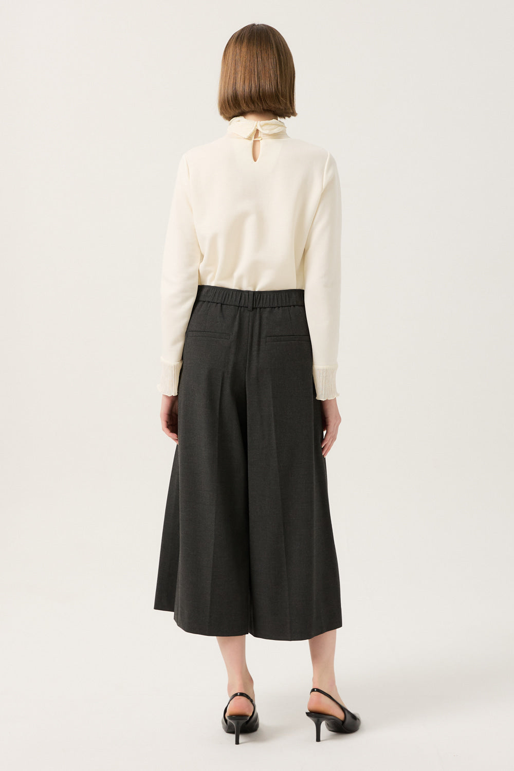 the renoma Pleated High-Neck Cotton-Blend Top R2F32JTS020 — original supplier image 725-gallery-06